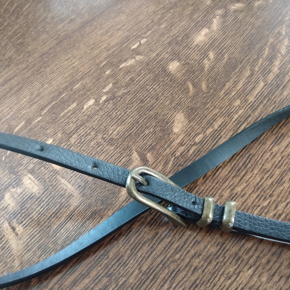 Skinny Belt Bundle: Brown, Black, Navy and Rust Red - Picture 4 of 10